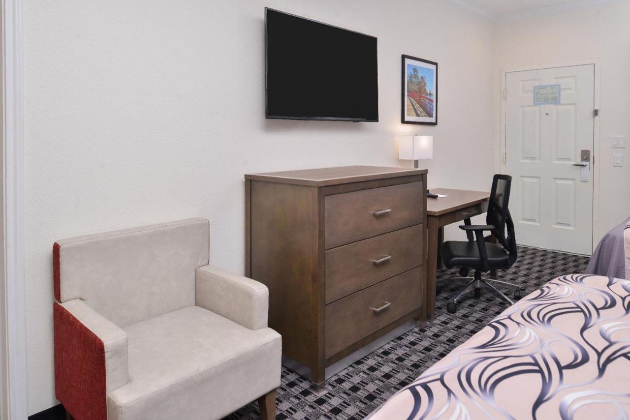 Americas Inn & Suites Iah North Humble Luaran gambar